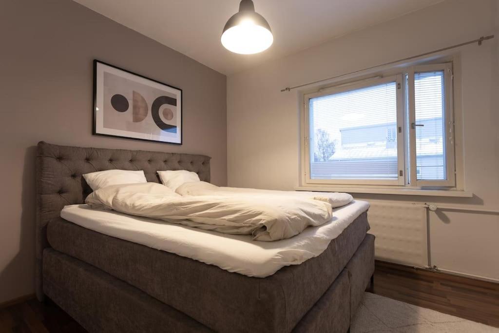 Tilava Huoneisto Helsingissa Lägenhet Helsingfors Exteriör bild